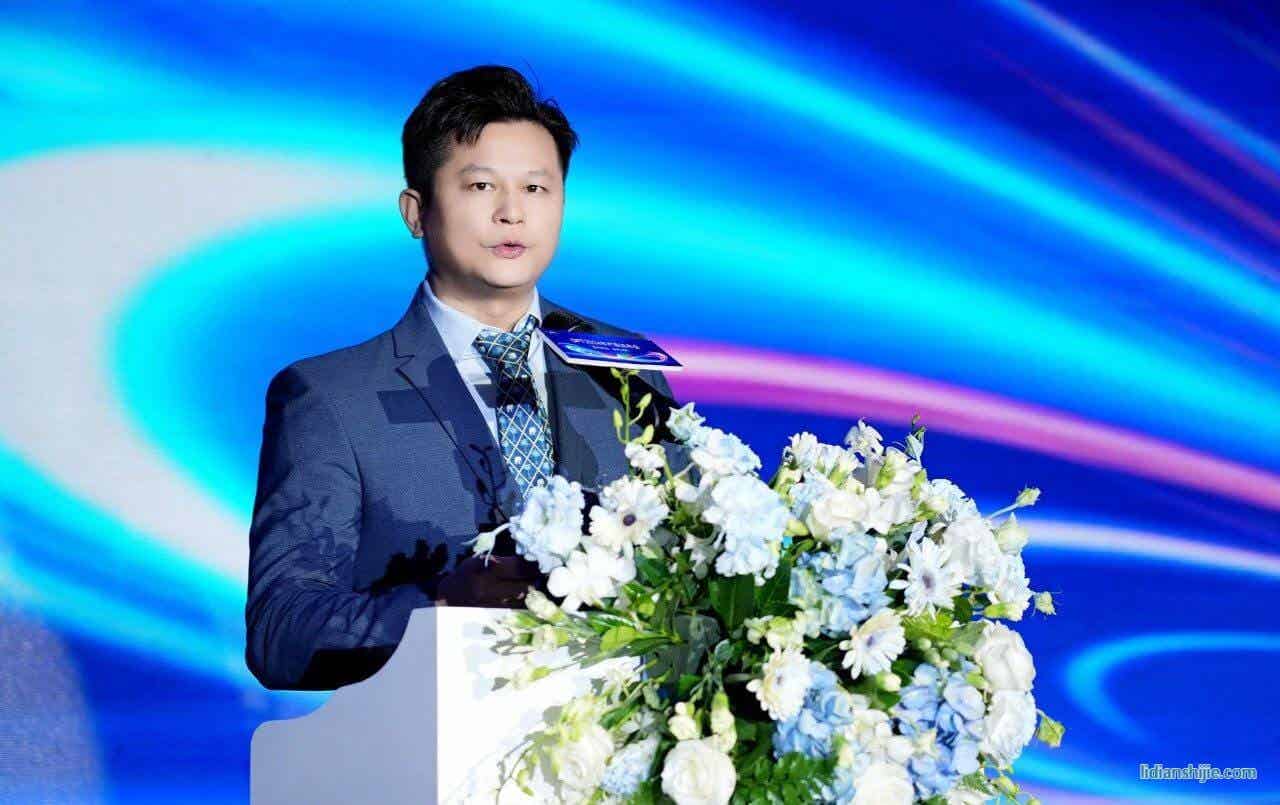 OPT總裁 羅前